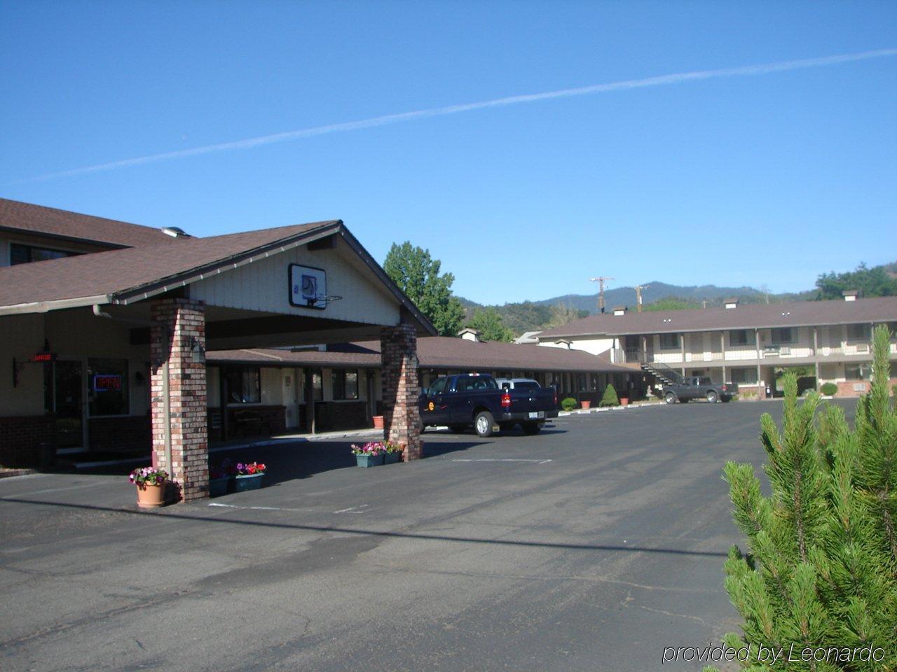 Klamath Motor Lodge Yreka Kültér fotó